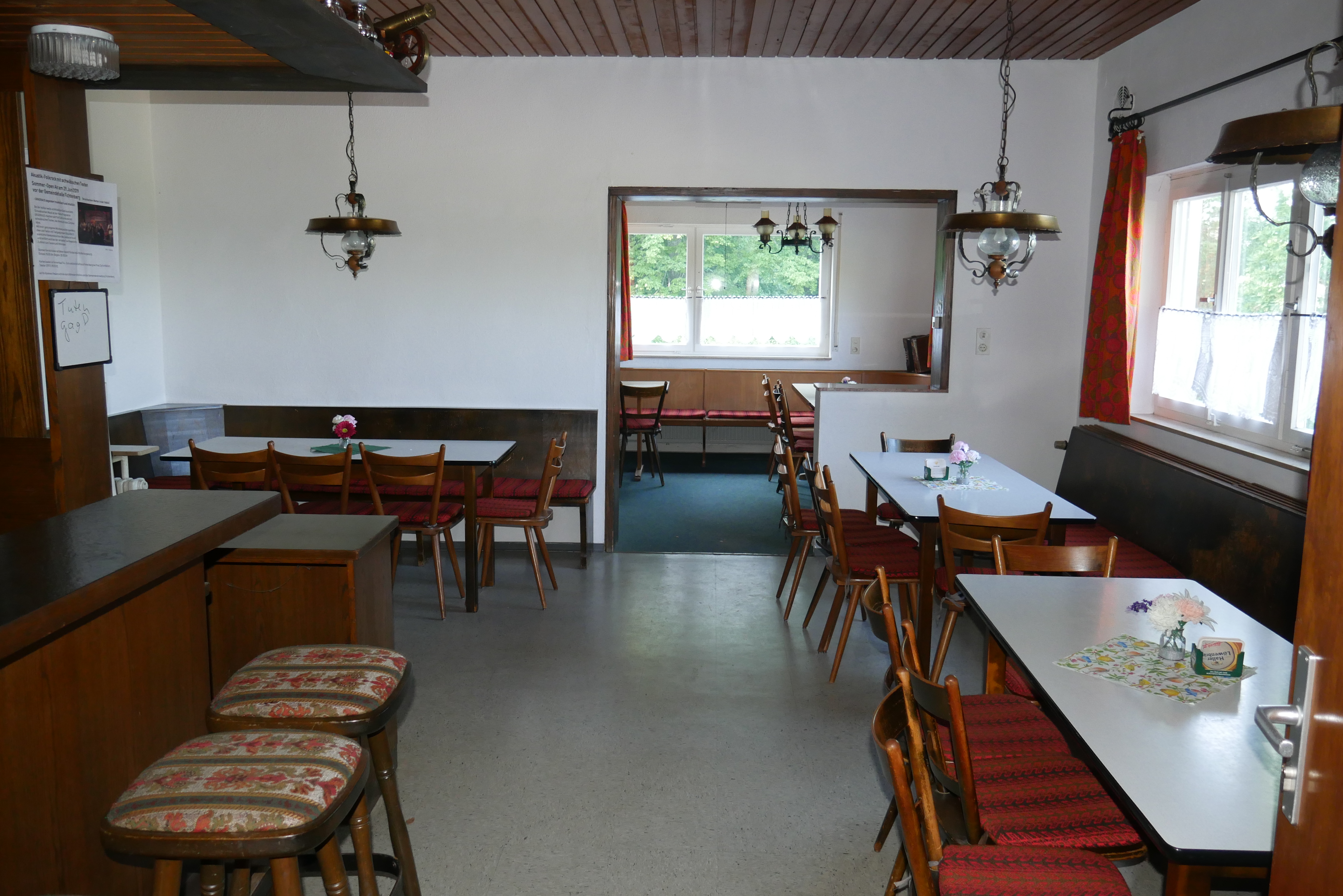 Blick vom Haupteingsang